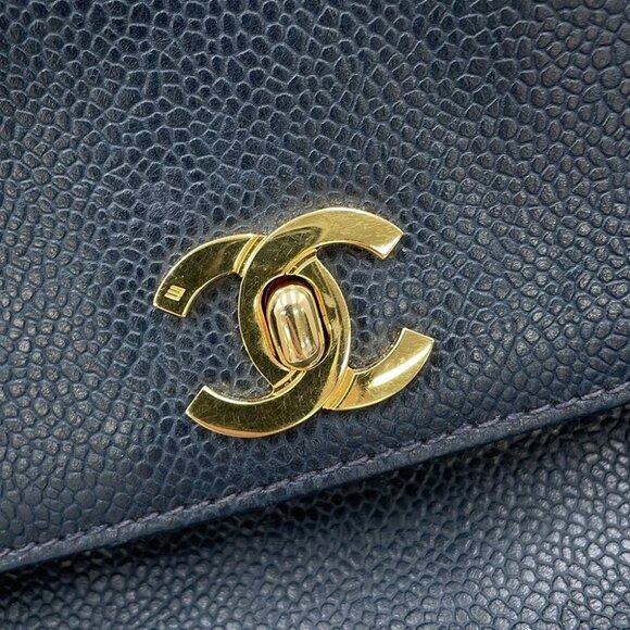 CHANEL ChainShoulder Calfskin Navy - Picture 7 of 16